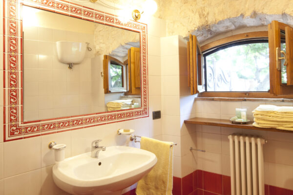 Baltimora bathroom