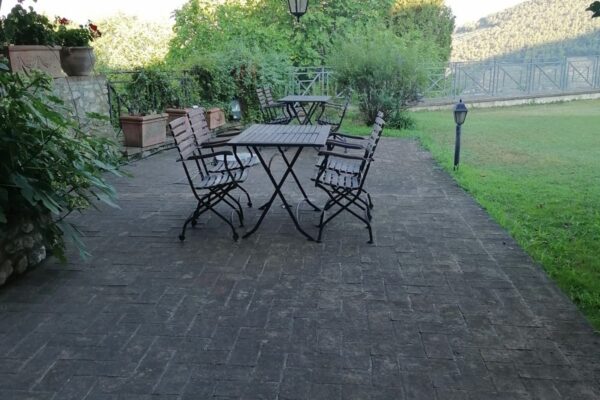 Baltimora patio 2