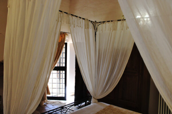 loggiato1-bed view with natural light