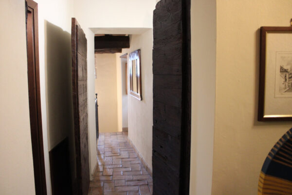 lower-tower-hallway to bedroom (2)