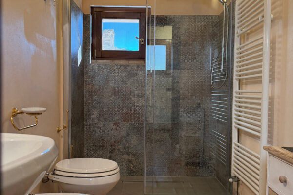 ulysses-New Bathroom 2